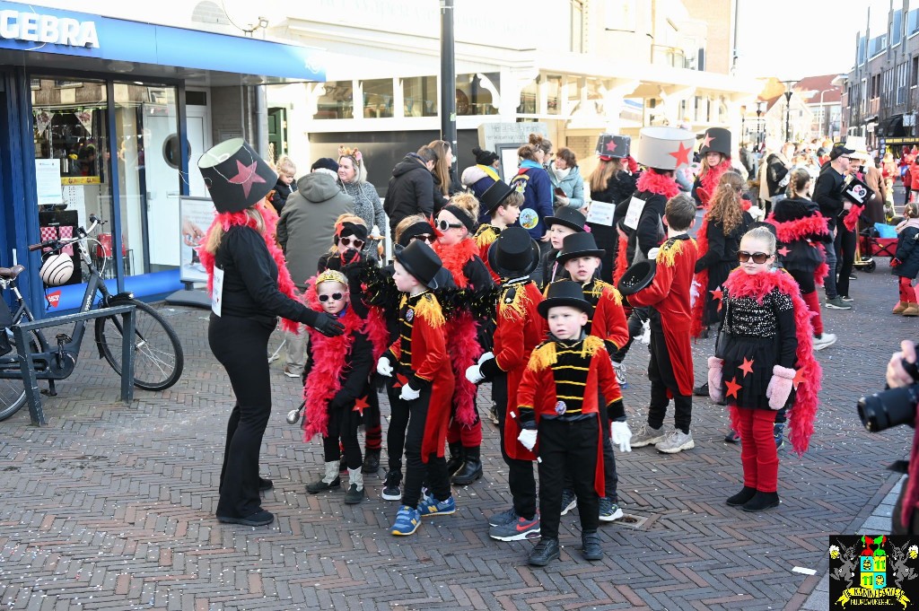 ../Images/Kinderoptocht 2026 048.jpg